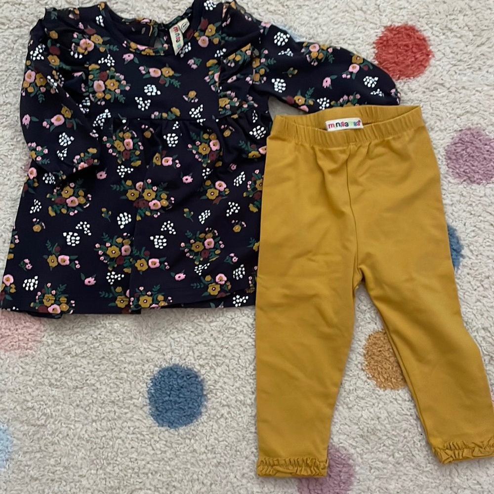 MiniBamba girls outfit
